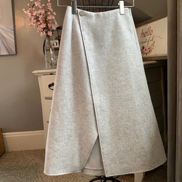 Club Monaco Wool A-line Cutaway Skirt - Picture 3 of 7